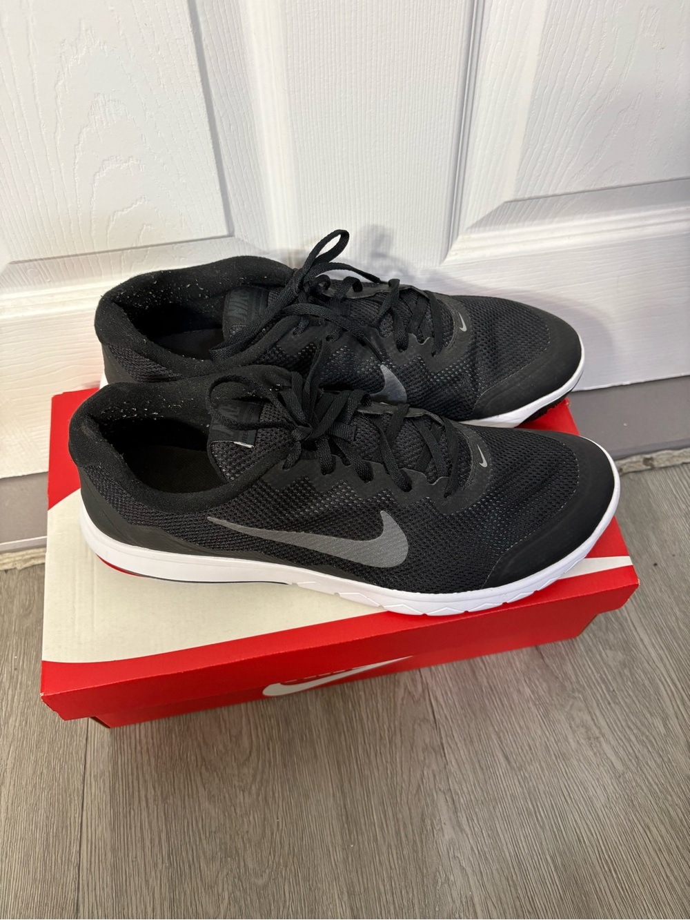 Nike Black and White Mesh Training Sneakers
